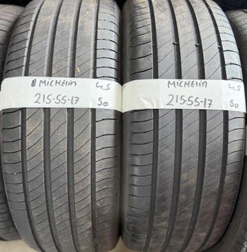 2x 215-55-17 Michelin Zomer 2x 4.5mm €50 Per Band 215 55 17, Auto-onderdelen, Ophalen, 17 inch, Band(en), Personenwagen