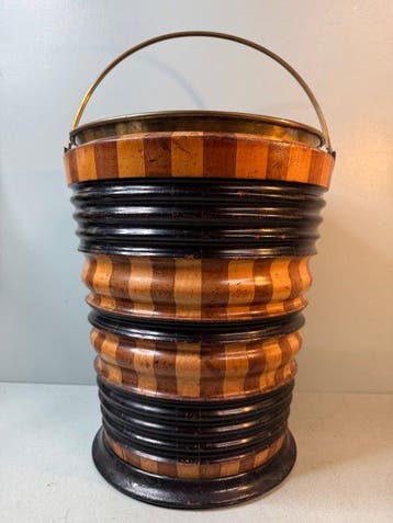Emmer - Antieke tweekleurige houten thee-emmer / bloembak