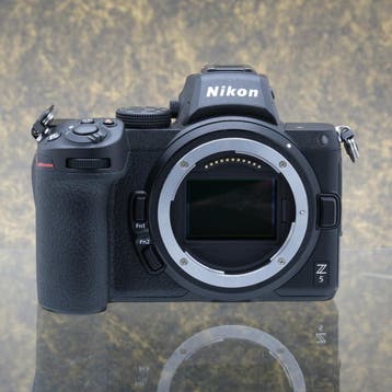 Nikon Z5 Body - Tweedehands, Ophalen of Verzenden, Zo goed als nieuw, Nikon