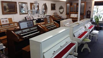 Voordelig kopen bij Piano Center Roosendaal Jonge occasions, Muziek en Instrumenten, Ophalen, Nieuw, Klassieke of Spaanse gitaar