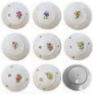Herend - Bord (8) - Porselein - 8 borden Herend diameter: 25