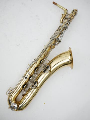 Gebruikte Baritonsax Conn 12M gelakt, speelklaar en gerevise, Ophalen of Verzenden, Gebruikt