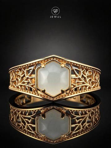 Witte nefriet ring - goudgeplateerd zilver - elegant natuur