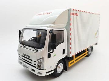 Isuzu 1:18 - Model vrachtwagen - Isuzu - Container truck, Nieuw