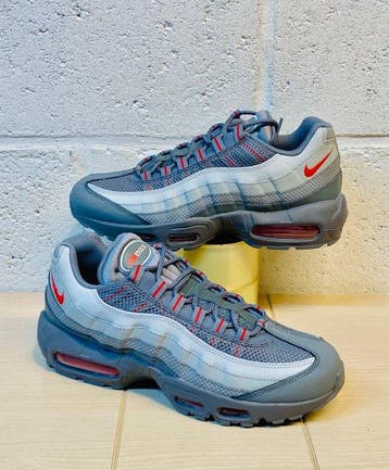 Nike - Air Max 95 Smoke Grey Red P41 - Sneakers - Maat: EU, Nieuw