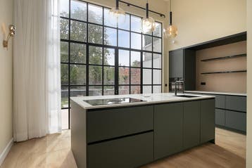 Te huur: Appartement Dam in Middelburg, Huizen en Kamers, Middelburg, Zeeland, Appartement