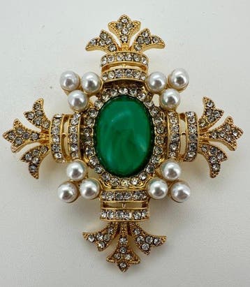 Kenneth Jay Lane - Verguld, Parelclusters Byzantijnse kruis, Nieuw