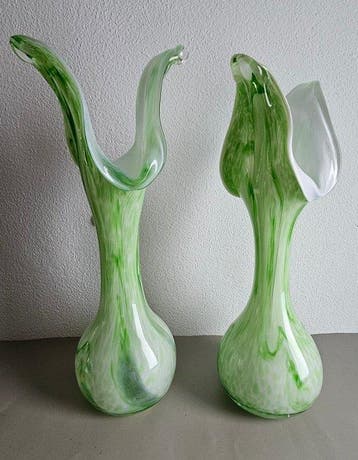 Vaas (2) - Glas - Römische Glashütte vazen