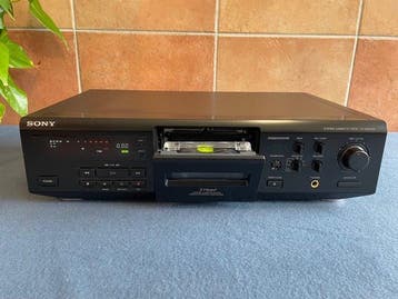 Sony - TC-KE600S 3-head HX-pro Audiocassette deck, Nieuw