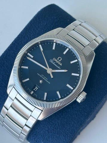 Omega - CONSTELLATION GLOBEMASTER MASTER CHRONOMETER -, Nieuw