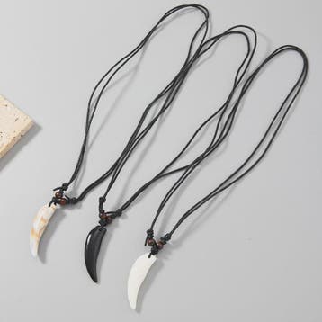 Handgemaakte Wolfstand Ketting - Uniek Hanger Sieraad voor M, Dieren en Toebehoren