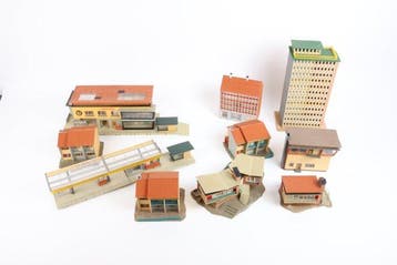 Faller H0 - Modeltreingebouwen (10) - Jaren 50/60, Hobby en Vrije tijd, Modeltreinen | H0, Nieuw