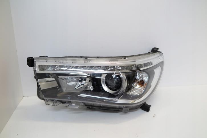 Toyota Hilux VIII 8 linker LED koplamp 15-, Auto-onderdelen, Verlichting, Gebruikt, Verzenden