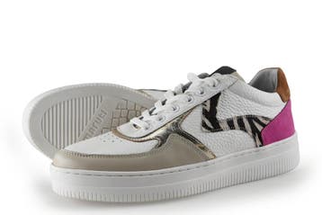 Maruti Sneakers in maat 39 Overig, Kleding | Dames, Schoenen, Overige kleuren, Verzenden, Maruti, Sneakers of Gympen