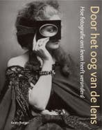 Door het oog van de lens 9789058977434 G. Badger, Verzenden, Gelezen, G. Badger