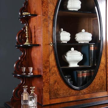 262 cm hoge Reusachtige Willem III vitrine in wortelnoten m, Ophalen of Verzenden