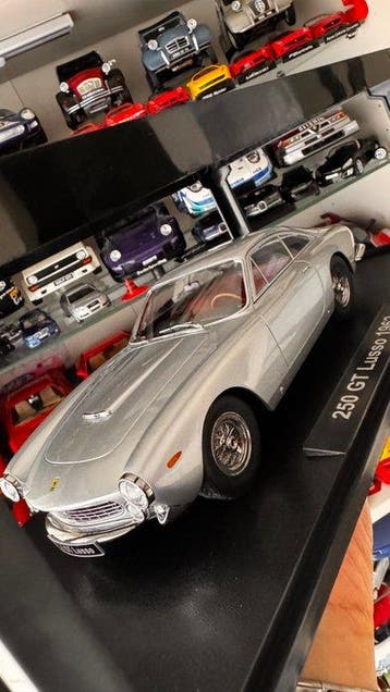 KK-Scale 1:18 - Modelauto - Ferrari 250 GT Lusso (1962), Nieuw