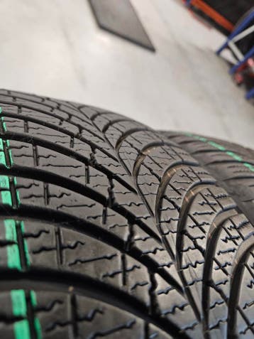 205/45/17 88W GOODYEAR 4SEIZOENSBANDEN 6,3MM PROFIEL 2X, Ophalen, Gebruikt, 17 inch, 205 mm