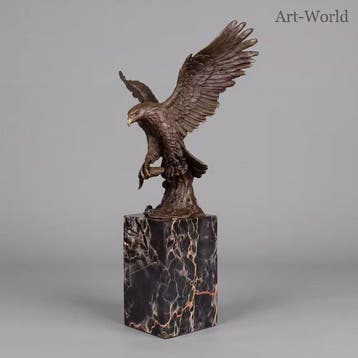 Beeld, Exclusief sculptuur van een arend 35.5 cm / 3.3 kg -