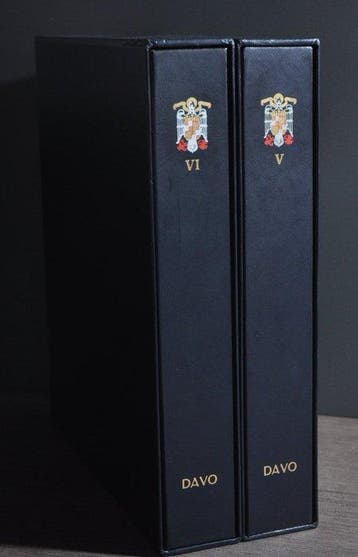 Accessoires Spanje - 2 lege luxe DAVO albums met cassettes, Gestempeld