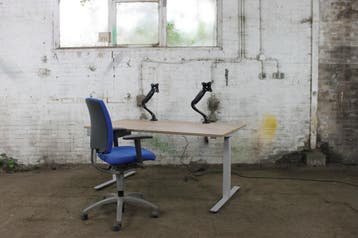 Elektrisch zit sta bureau 160x80 met stroom en lade ZGAN, Zit-sta bureau, Gebruikt, Verzenden, Overige merken