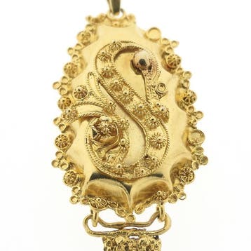 Antiek gouden hanger van een mutsenbel (Hanger of bedel), Ophalen of Verzenden, Gebruikt, Goud, Overige merken