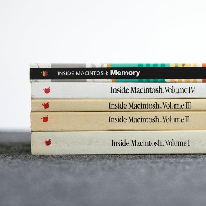 Apple Inside Macintosh Books – Vol. I–IV + Memory – Vintage, Spelcomputers en Games, Spelcomputers | Overige Accessoires