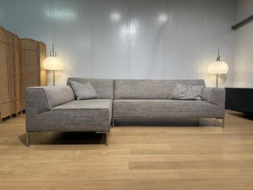 ZGAN Design on Stock Bloq Hoekbank Beige + GARANTIE, Huis en Inrichting, 250 tot 300 cm, Hoekbank, Ophalen of Verzenden, Zo goed als nieuw