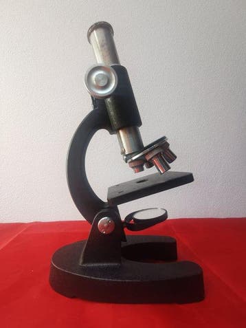 Monocular compound microscope - 1960-1970