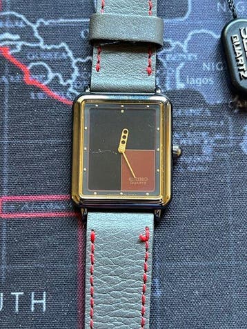 Seiko - Tank Red Corner - Zonder minimumprijs - 5P30-5150 -