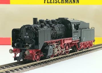 Fleischmann H0 - 4142 - Stoomlocomotief met tender (1) - BR, Nieuw