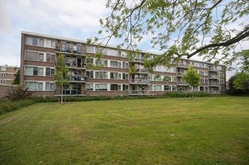 Te Huur 4 Kamer Appartement Augustinusstraat In Rotterdam, Rotterdam, Direct bij eigenaar, Appartement, Rotterdam