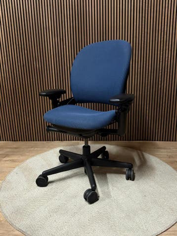 Refurbished Steelcase Leap Met Nieuwe Blauwe Stof!, Zo goed als nieuw, Bureaustoel, Ergonomisch, Verzenden