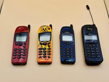 Nokia, Rare 6110, 3210 - Mobiele telefoon (4), Spelcomputers en Games, Nieuw