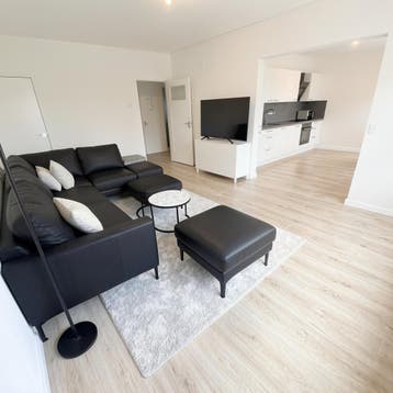 Studio gevonden in of bij Leeuwarden, Huizen en Kamers