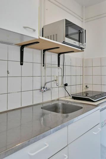 Te Huur 1 Kamer Appartement Akerpolderstraat In Amsterdam, Huizen en Kamers, Huizen te huur, Direct bij eigenaar, Appartement