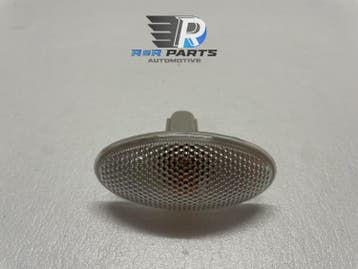Knipperlicht in voorscherm - Suzuki - OEM: 3641051K00, Auto-onderdelen, Verzenden, Nieuw, Deur