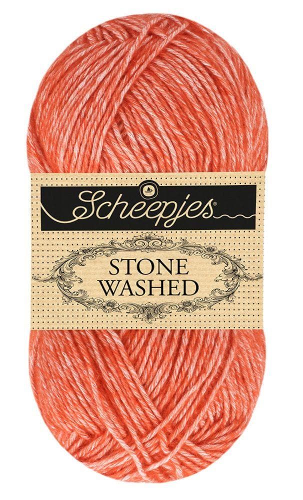 Scheepjes Stone Washed - 843 Realgar Red - Katoen-mix Gare, Hobby en Vrije tijd, Breien en Haken, Ophalen of Verzenden