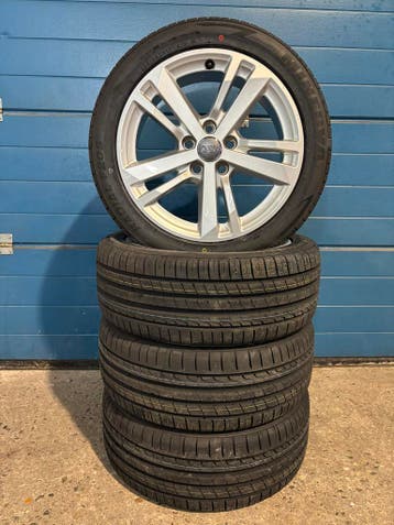 Originele Audi Q3 17 inch zomerset met nieuwe banden, Ophalen, Banden en Velgen, Nieuw, 17 inch