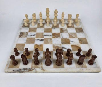 Schaakspel - marmer , onyx , albast