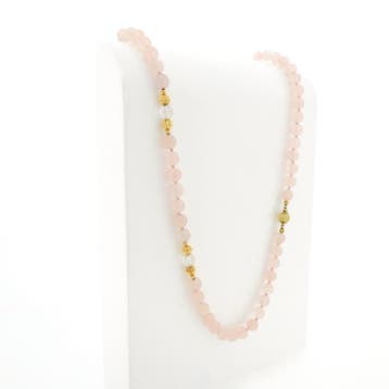 Rozenkwarts kralenketting met gouden sierslot, Sieraden, Tassen en Uiterlijk, Kettingen, Gebruikt, Ophalen of Verzenden, Roze