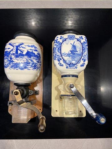 Koffiemolen (2) - Keramiek, Metaal, Hout, Glas