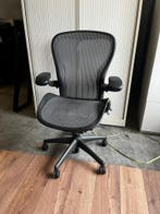 Herman Miller Aeron Graphite Maat C Full Option, Overige kleuren, Verzenden, Zo goed als nieuw, Bureaustoel