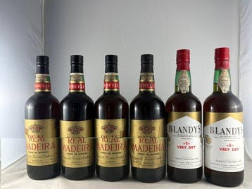 Blandys S Very Dry (2x) & Real Madeira Sercial (4x) -, Nieuw