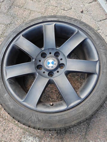 Aluminium 17 inch zwarte BMW velgen, Ophalen, Gebruikt, Banden en Velgen, 17 inch