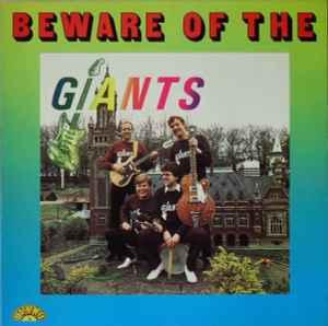 LP gebruikt - The Giants - Beware Of The Giants, Verzenden, Zo goed als nieuw, Overige formaten