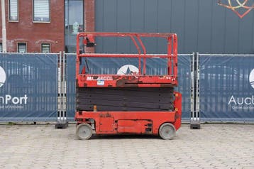 Veiling: Schaarlift Manitou 120 SE Elektrisch 11.75m 2013, Ophalen