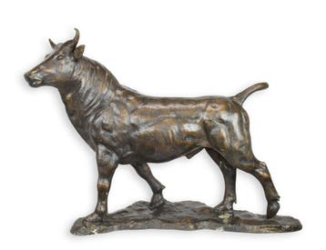 BRONZEN BEELD VAN EEN STIER OP EEN SOKKEL (Interieur), Verzenden, Nieuw