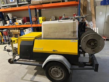Rioned UniJet pijpreinigingsmachine 130 bar - 60 l/min., Ophalen of Verzenden, Gebruikt