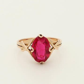 Ring - 14 karaat Geel goud - 4.15ct. tw. Robijn, Nieuw